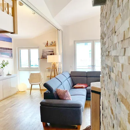 Amelie - Meerblickappartement Seevogel Apartamento Sassnitz